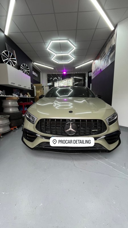 Mercedes AMG A45S - On change de look / du satin au brillant ✨