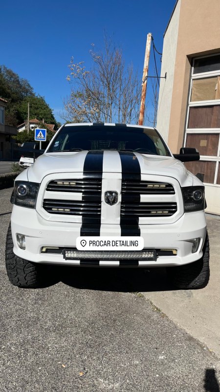 Prestation intérieure premium / Dodge Ram
