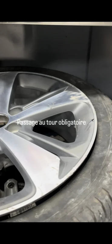 Rafraîchissement face diamantée - Peugeot 308